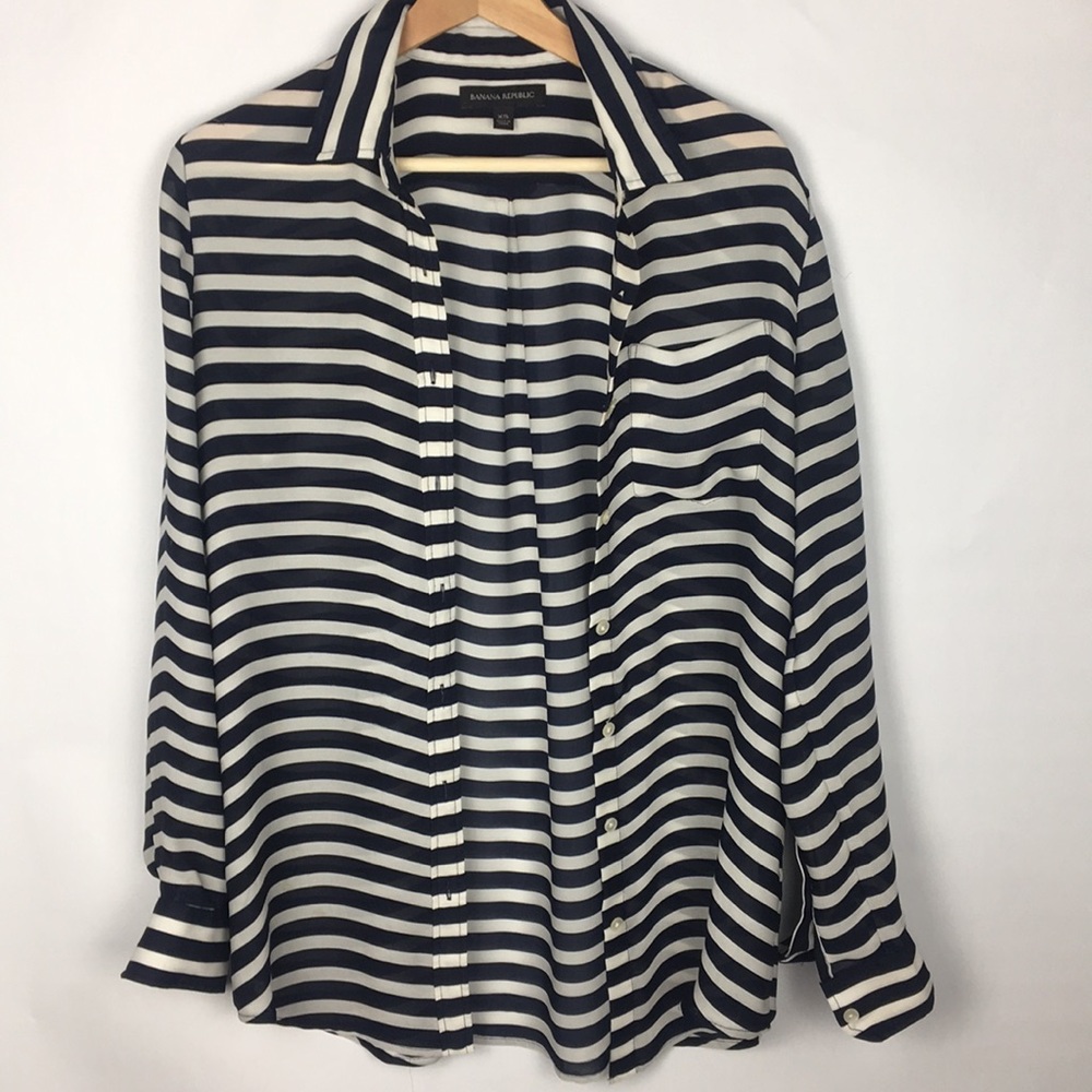 Banana republic blue and white blouse